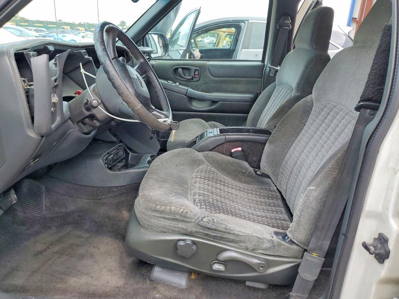 Auction sale of the 2002 Chevrolet Blazer, vin: 1GNCS13W52K141299, lot number: 55773636