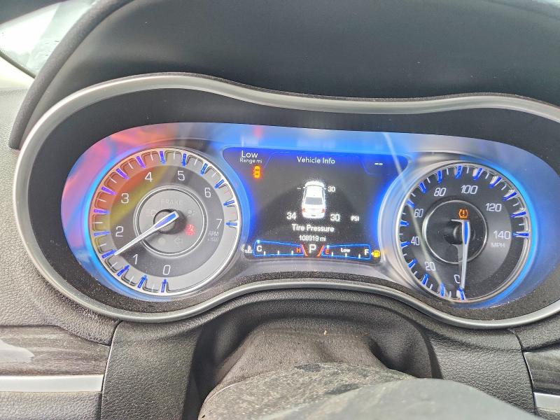 Продаж на аукціоні авто 2015 Chrysler 300, vin: 2C3CCAAG1FH921142, номер лоту: 58601156