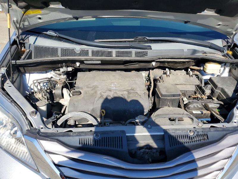 2015 Toyota Sienna მანქანა იყიდება აუქციონზე, vin: 5TDYK3DC7FS632809, აუქციონის ნომერი: 58368346