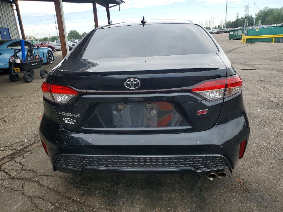 56804736 :رقم المزاد ، JTDS4MCE5MJ056866 vin ، 2021 Toyota Corolla مزاد بيع