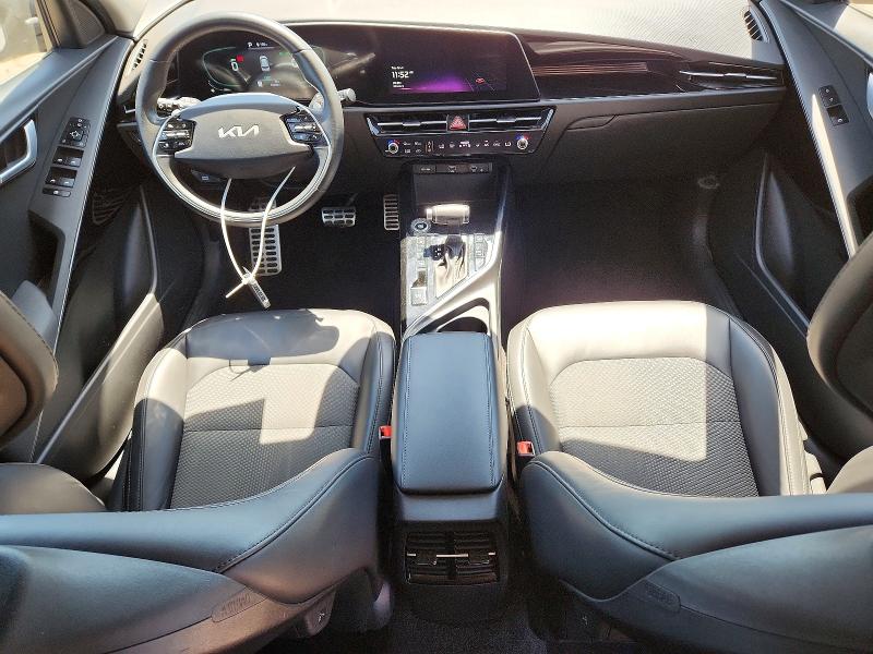 55611616 :رقم المزاد ، KNDCR3LE8P5042215 vin ، 2023 Kia Niro مزاد بيع
