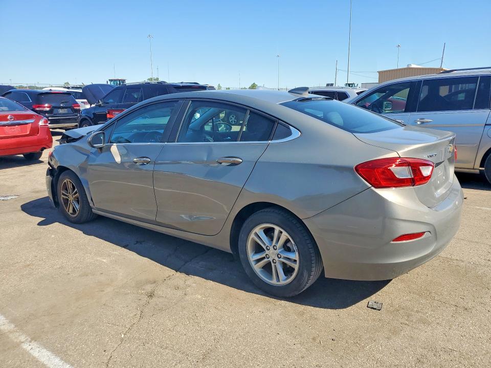 Продажа на аукционе авто 2018 Chevrolet Cruze, vin: 1G1BE5SM3J7200363, номер лота: 54981056