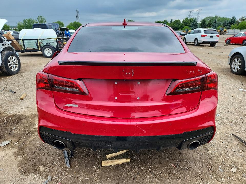 56371096 :رقم المزاد ، 19UUB2F68JA001025 vin ، 2018 Acura Tlx مزاد بيع