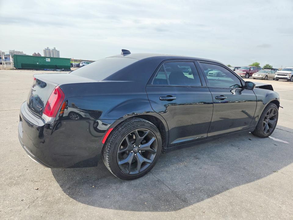 Продаж на аукціоні авто 2023 Chrysler 300, vin: 2C3CCABG7PH561102, номер лоту: 55308156