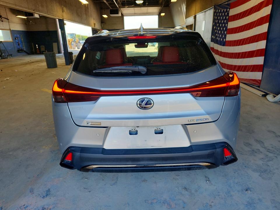 2020 Lexus Ux მანქანა იყიდება აუქციონზე, vin: JTHR9JBH1L2025325, აუქციონის ნომერი: 57765486