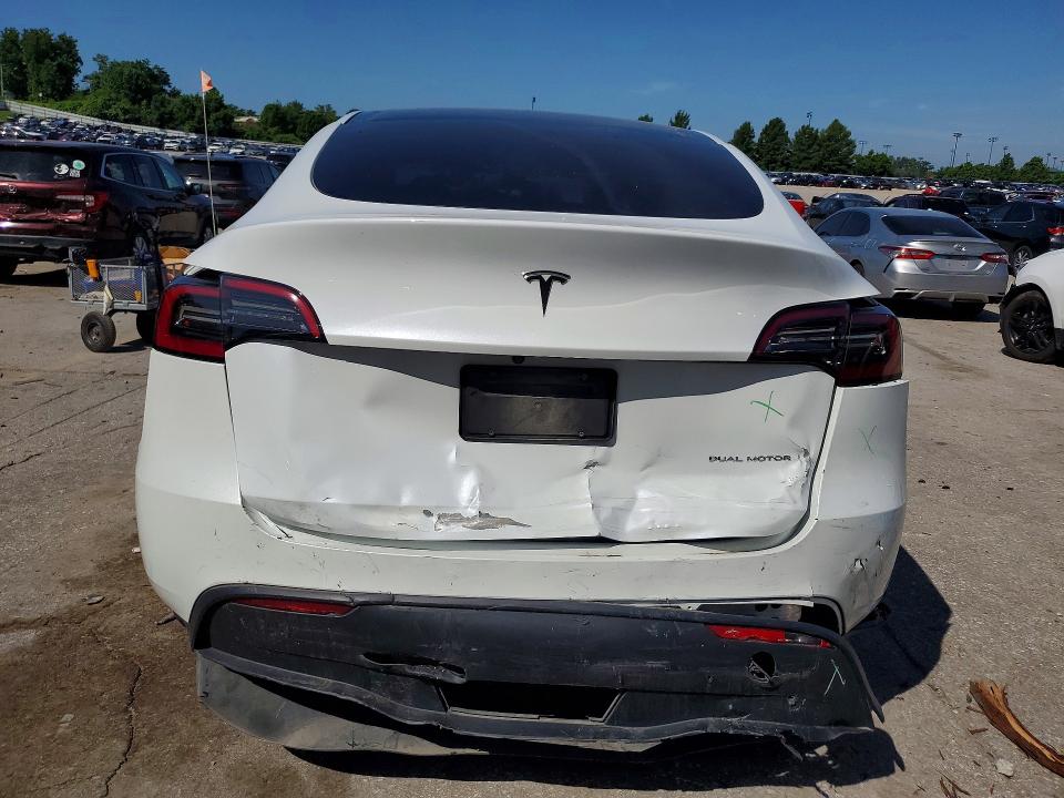 56342436 :رقم المزاد ، 7SAYGDEE4PF786989 vin ، 2023 Tesla Model Y مزاد بيع