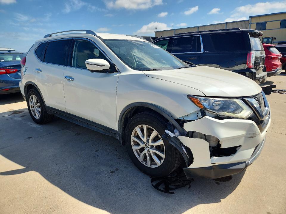 Продаж на аукціоні авто 2017 Nissan Rogue, vin: JN8AT2MT0HW400830, номер лоту: 56127256