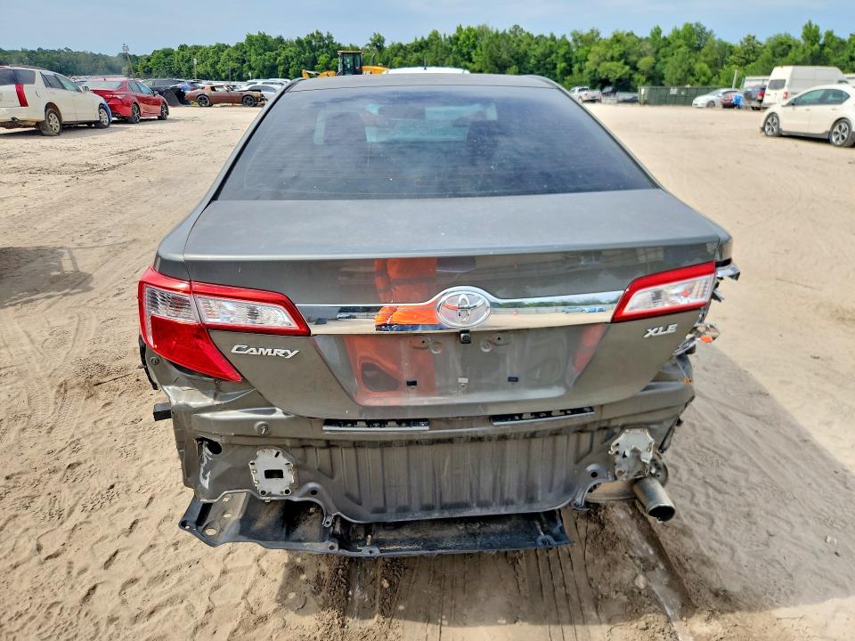 Продаж на аукціоні авто 2014 Toyota Camry, vin: 4T4BF1FK8ER368501, номер лоту: 55880086
