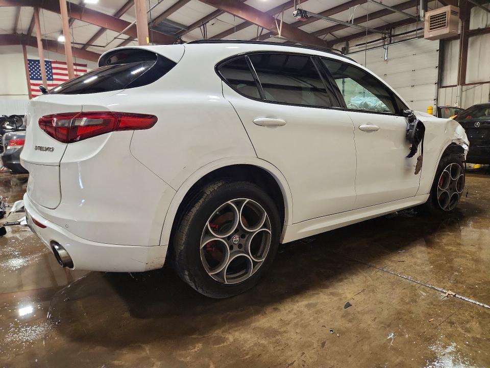 Продажа на аукционе авто 2020 Alfa Romeo Stelvio, vin: ZASPAKAN6L7C96064, номер лота: 59158296