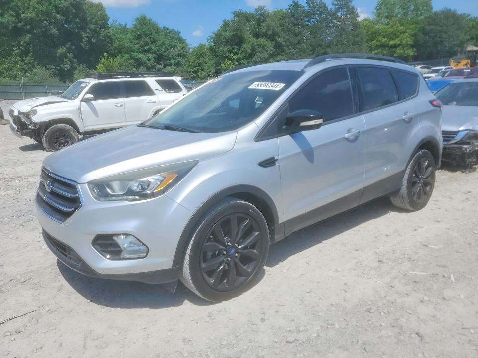 2017 Ford Escape მანქანა იყიდება აუქციონზე, vin: 1FMCU0JD0HUD72389, აუქციონის ნომერი: 56892346