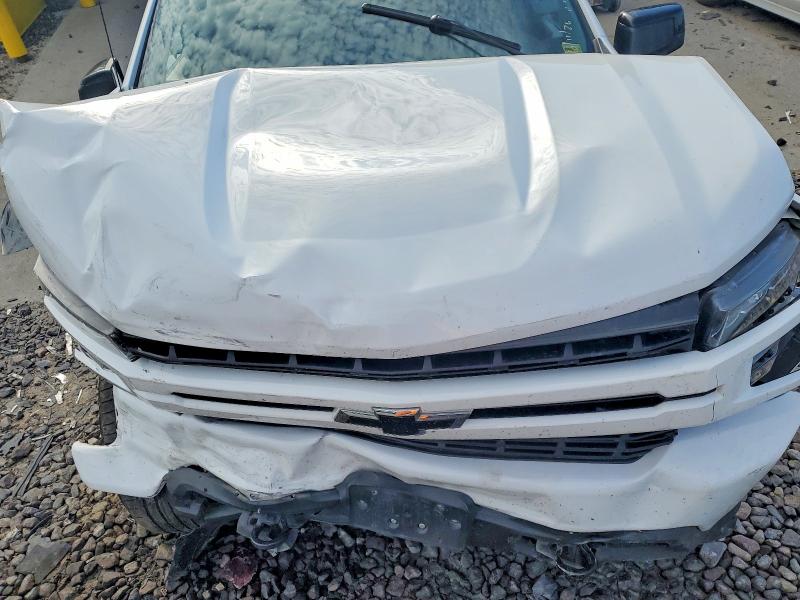 2021 Chevrolet Silverado მანქანა იყიდება აუქციონზე, vin: 1GCUYEED1MZ383791, აუქციონის ნომერი: 57746026