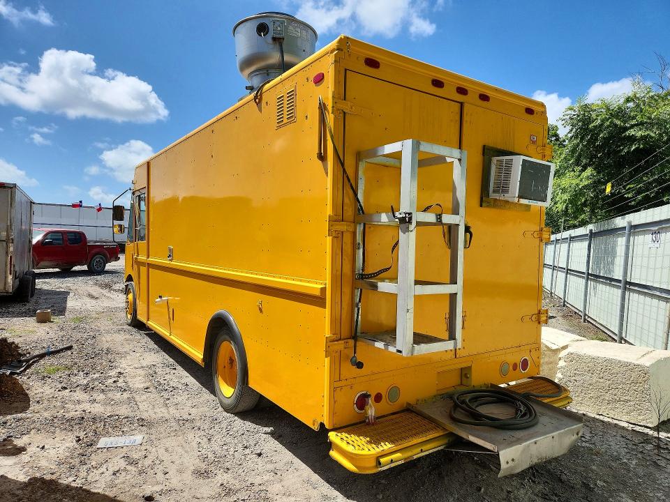 Продажа на аукционе авто 2002 Freightliner Chassis, vin: 4UZAANCP62CK26533, номер лота: 59296966