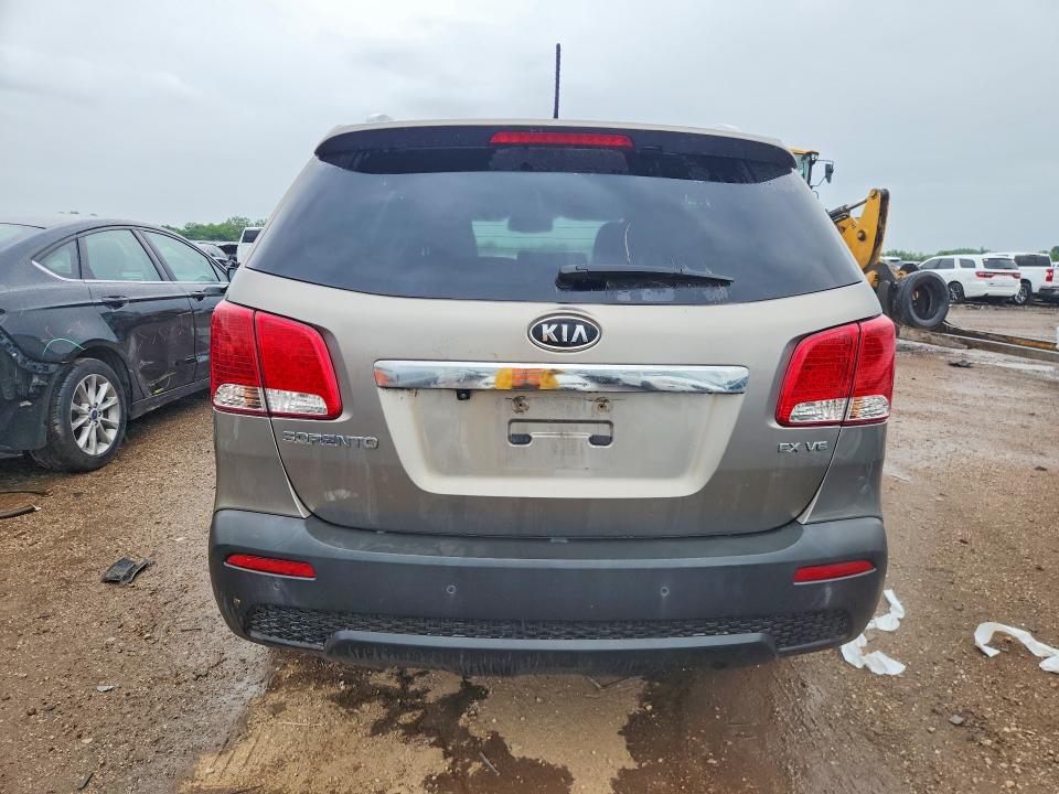 2011 Kia Sorento მანქანა იყიდება აუქციონზე, vin: 5XYKU4A28BG063008, აუქციონის ნომერი: 58407716