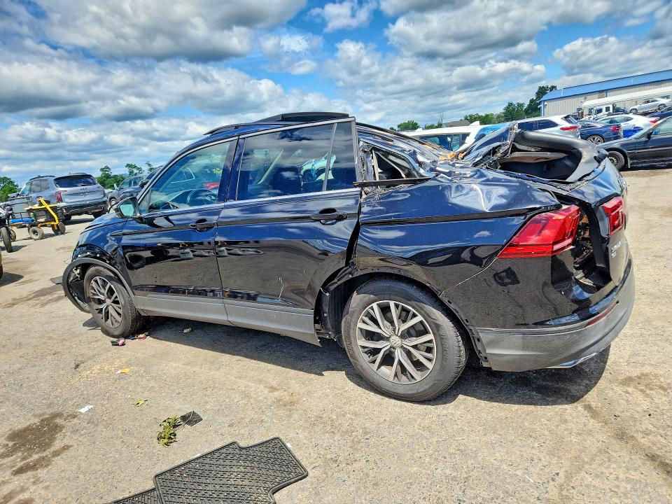 57335396 :رقم المزاد ، 3VV2B7AXXKM057685 vin ، 2019 Volkswagen Tiguan مزاد بيع