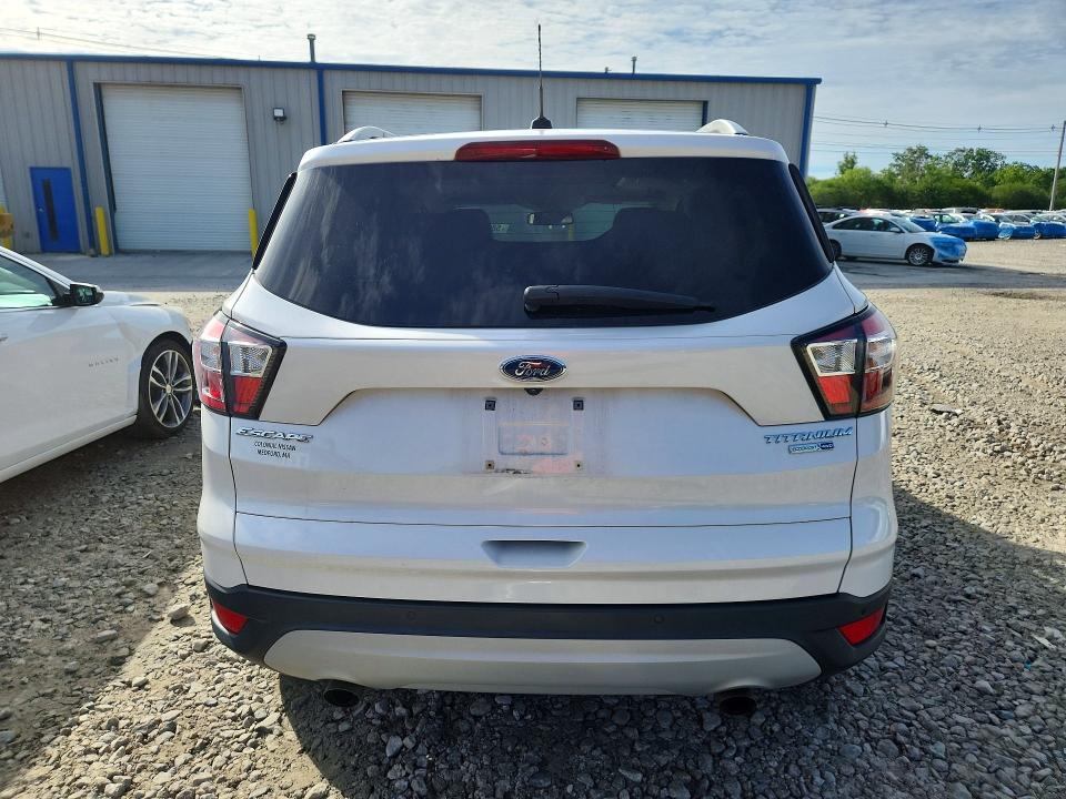 58630396 :رقم المزاد ، 1FMCU9J94HUD98672 vin ، 2017 Ford Escape مزاد بيع