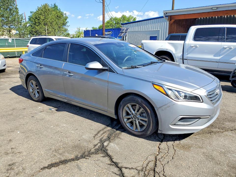 2017 Hyundai Sonata მანქანა იყიდება აუქციონზე, vin: 5NPE24AF4HH457001, აუქციონის ნომერი: 57084066