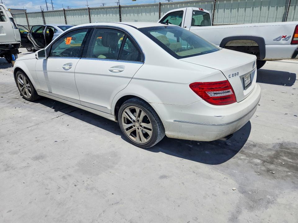 2013 Mercedes-benz C მანქანა იყიდება აუქციონზე, vin: WDDGF4HB4DA783145, აუქციონის ნომერი: 57003806