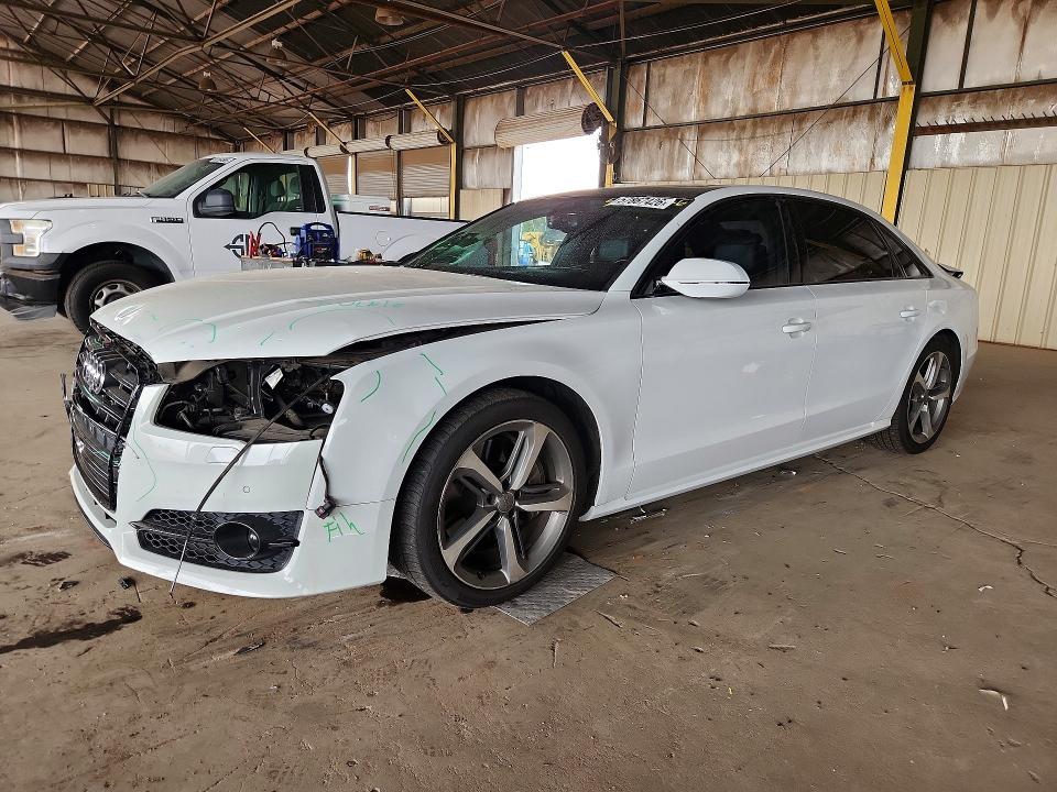 57867426 :رقم المزاد ، WAU43AFD8JN000483 vin ، 2018 Audi A8 مزاد بيع