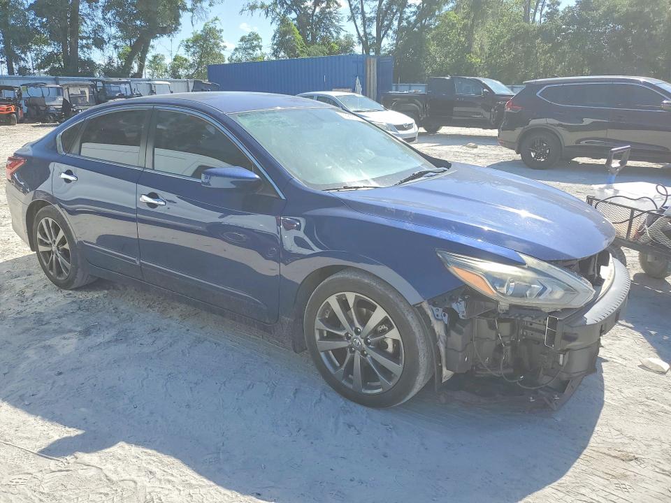 Продажа на аукционе авто 2018 Nissan Altima, vin: 1N4AL3AP2JC260091, номер лота: 55815376