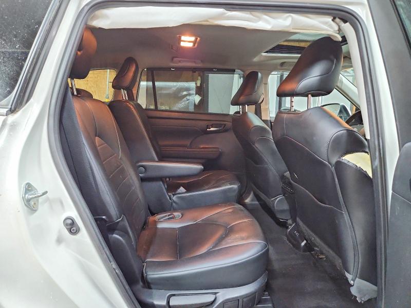 Продажа на аукционе авто 2021 Toyota Highlander, vin: 5TDHZRBH2MS134785, номер лота: 58207356