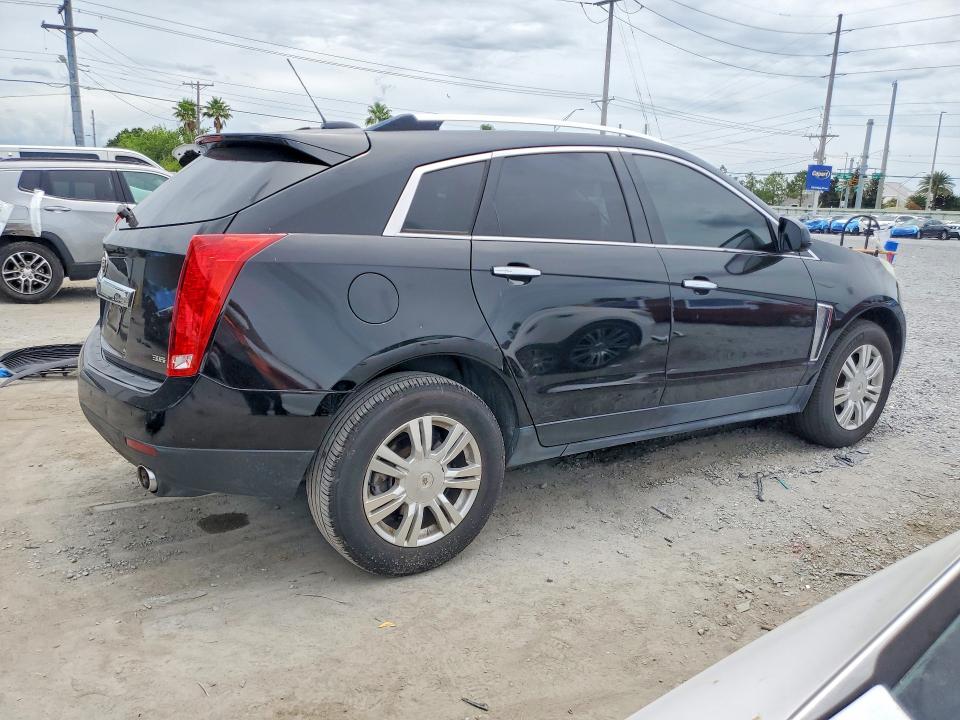 55871196 :رقم المزاد ، 3GYFNBE33FS637339 vin ، 2015 Cadillac Srx مزاد بيع