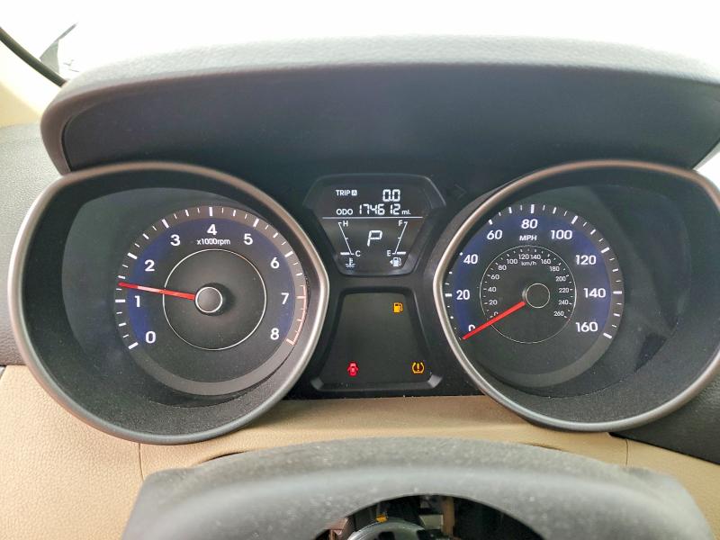 58242676 :رقم المزاد ، 5NPDH4AE0DH186045 vin ، 2013 Hyundai Elantra مزاد بيع