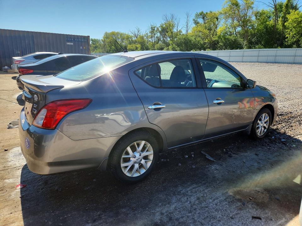 2018 Nissan Versa მანქანა იყიდება აუქციონზე, vin: 3N1CN7AP1JL886372, აუქციონის ნომერი: 56955276