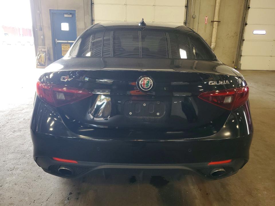 Aukcja sprzedaży 2017 Alfa Romeo Giulia, vin: ZARFAEDNXH7555976, numer aukcji: 56503126