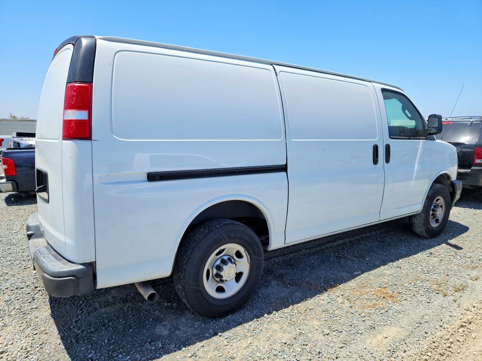 55821706 :رقم المزاد ، 1GCWGAF70M1153140 vin ، 2021 Chevrolet Express G2500 مزاد بيع