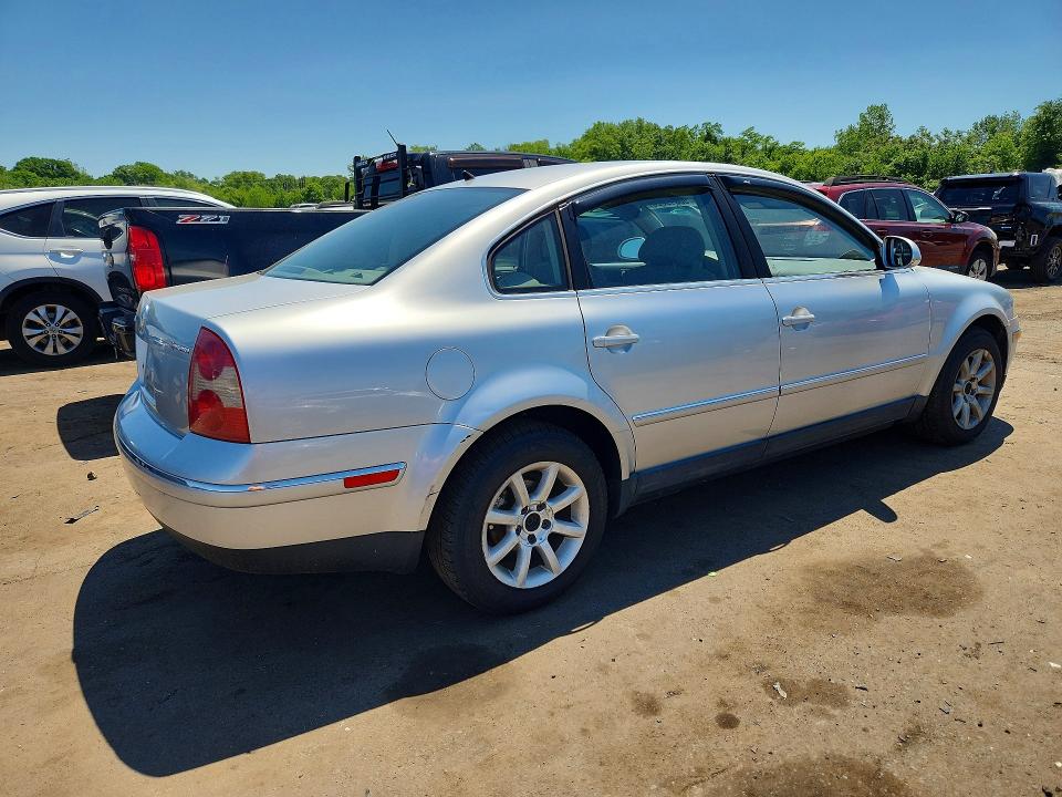 56319526 :رقم المزاد ، WVWPD63BX4E309843 vin ، 2004 Volkswagen Passat مزاد بيع