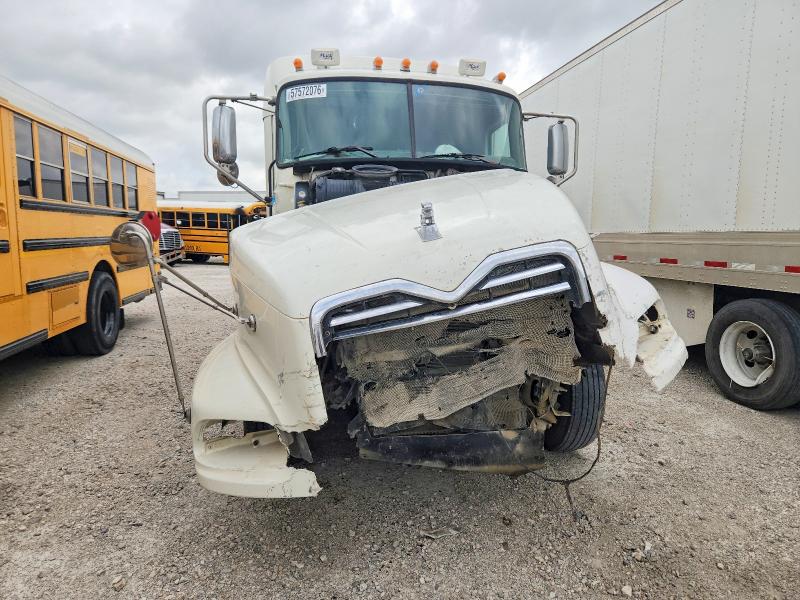 Продажа на аукционе авто 2015 Mack 600, vin: 1M1AW21Y4FM046872, номер лота: 57572076