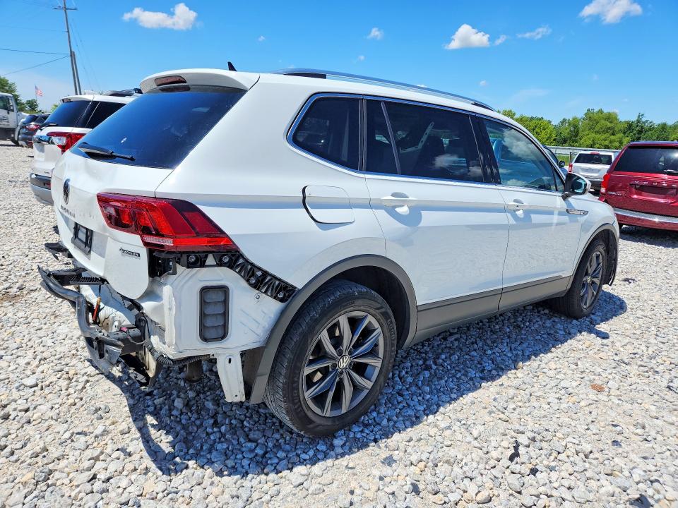 57177336 :رقم المزاد ، 3VV2B7AX5NM149940 vin ، 2022 Volkswagen Tiguan مزاد بيع