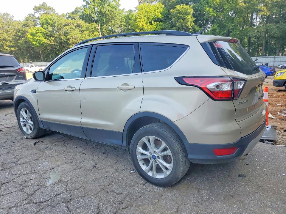 2017 Ford Escape მანქანა იყიდება აუქციონზე, vin: 1FMCU0GD0HUD04620, აუქციონის ნომერი: 58920326