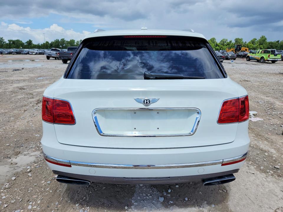 57021386 :رقم المزاد ، SJAAC2ZV0JC018473 vin ، 2018 Bentley Bentayga مزاد بيع