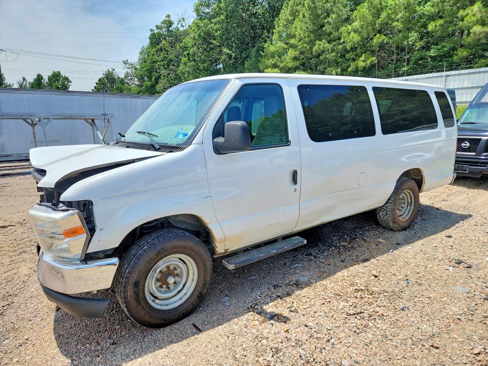2013 Ford Econoline მანქანა იყიდება აუქციონზე, vin: 1FBSS3BL5DDA94259, აუქციონის ნომერი: 57937446