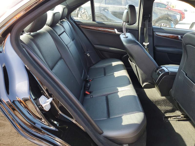 Продаж на аукціоні авто 2012 Mercedes-benz C, vin: WDDGF8BB8CR226237, номер лоту: 56319656