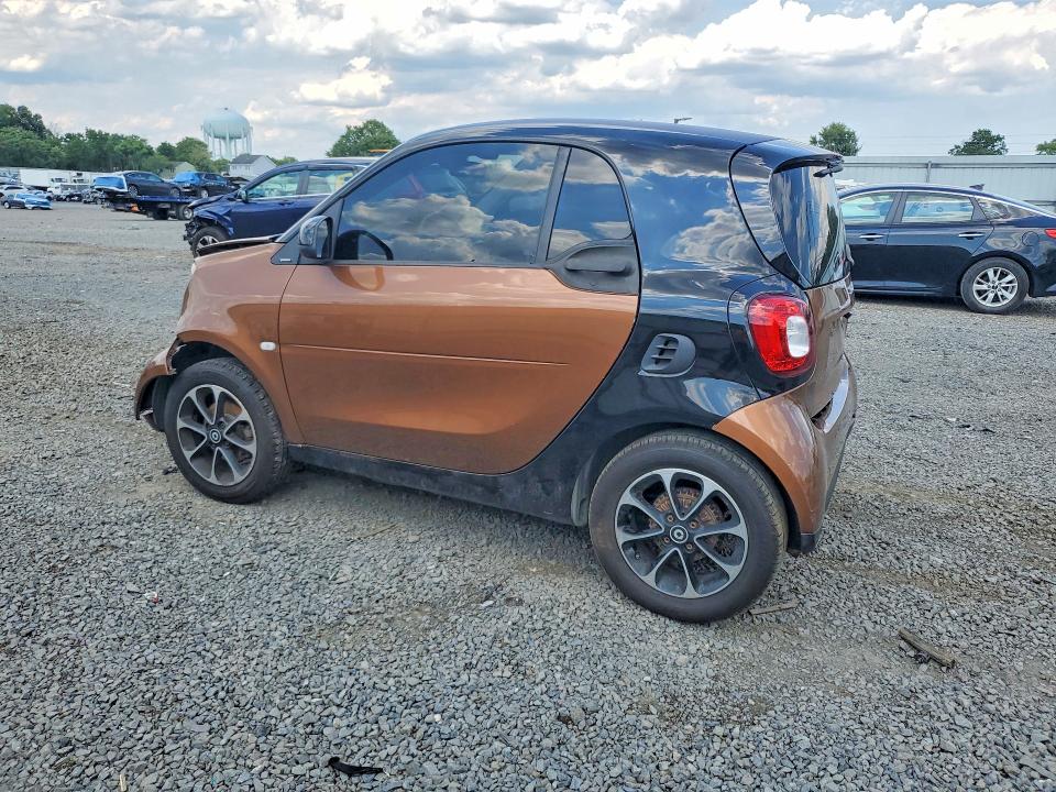 Aukcja sprzedaży 2016 Smart Fortwo, vin: WMEFJ5DA2GK053841, numer aukcji: 58603386