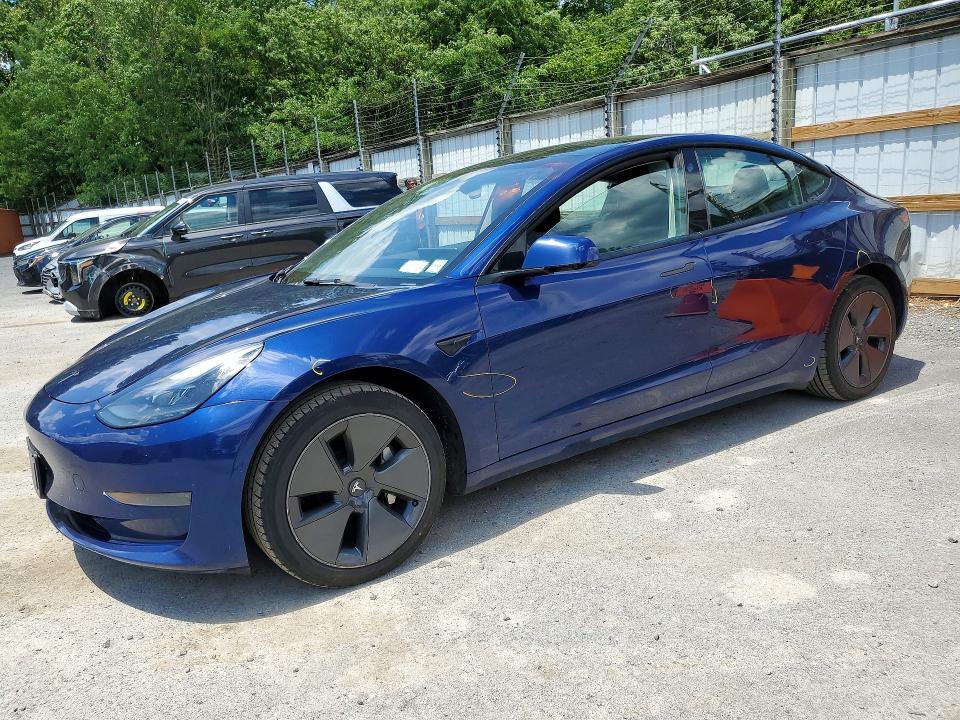 Продажа на аукционе авто 2022 Tesla Model 3, vin: 5YJ3E1EA4NF371824, номер лота: 58896796