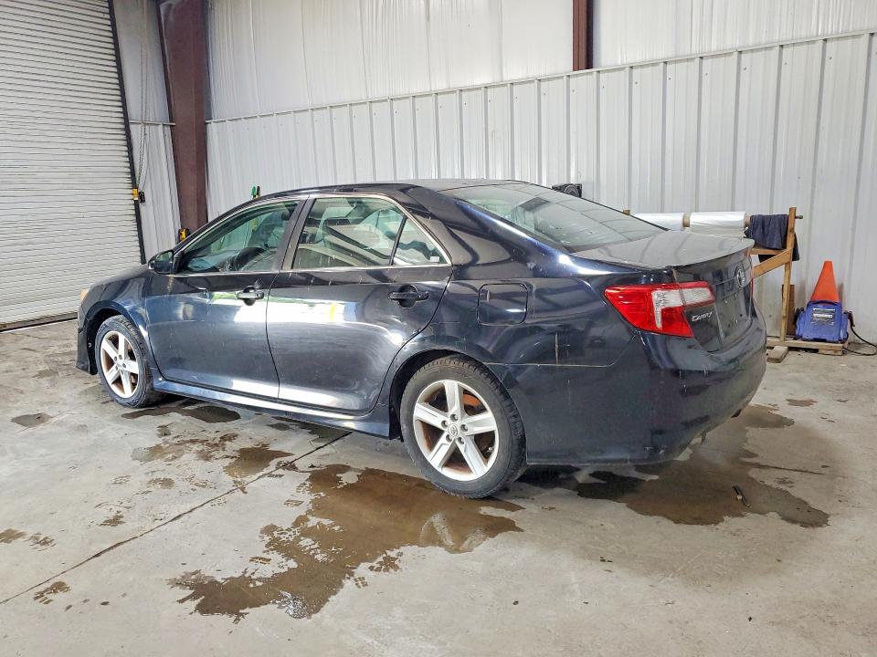57380726 :رقم المزاد ، 4T1BF1FK3DU228431 vin ، 2013 Toyota Camry مزاد بيع