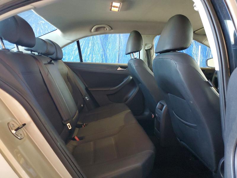 57809946 :رقم المزاد ، 3VWDP7AJ8CM454735 vin ، 2012 Volkswagen Jetta مزاد بيع
