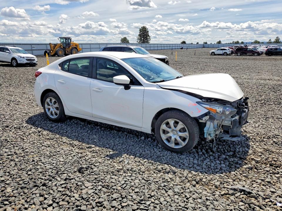 55728846 :رقم المزاد ، 3MZBN1U78JM242814 vin ، 2018 Mazda 3 مزاد بيع