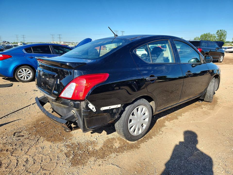 2015 Nissan Versa მანქანა იყიდება აუქციონზე, vin: 3N1CN7AP7FL881829, აუქციონის ნომერი: 58388236