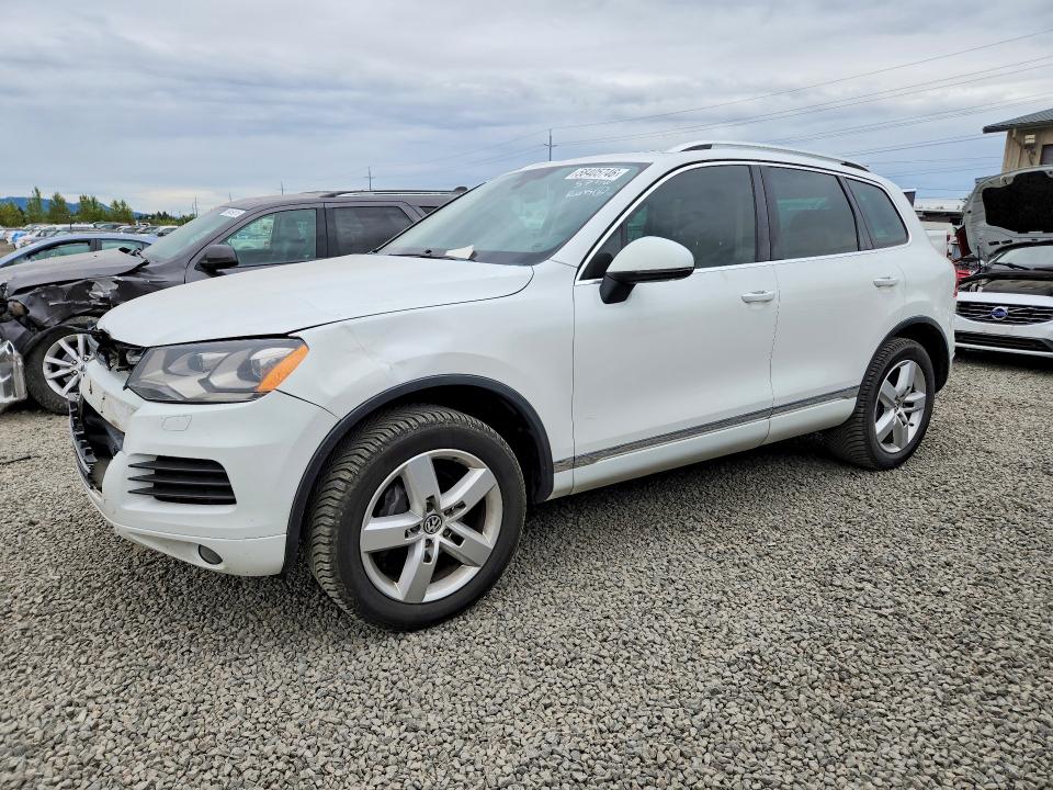 2013 Volkswagen Touareg მანქანა იყიდება აუქციონზე, vin: WVGEP9BP0DD012188, აუქციონის ნომერი: 58405746