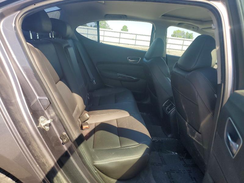 56241286 :رقم المزاد ، 19UUB1F39JA004564 vin ، 2018 Acura Tlx مزاد بيع