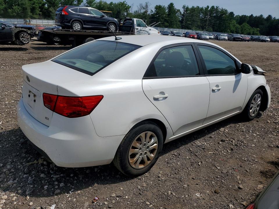2011 Kia Forte მანქანა იყიდება აუქციონზე, vin: KNAFU4A25B5885126, აუქციონის ნომერი: 56369456