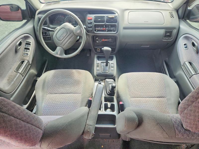 56691606 :رقم المزاد ، 2CNBJ13C526943654 vin ، 2002 Chevrolet Tracker مزاد بيع