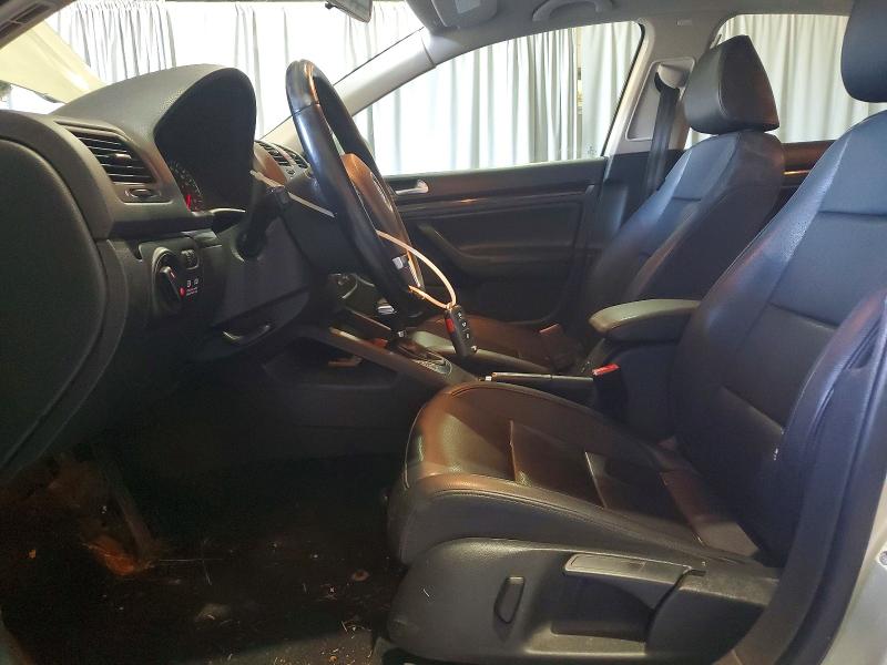 58273716 :رقم المزاد ، 3VWRL7AJ0AM171292 vin ، 2010 Volkswagen Jetta مزاد بيع
