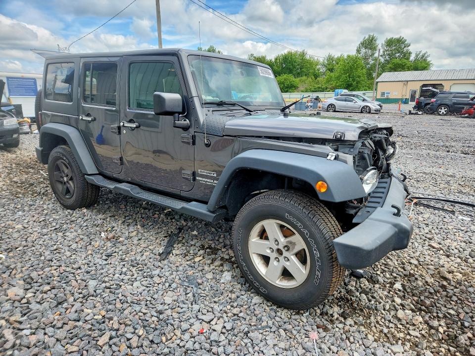2017 Jeep Wrangler Unlimited მანქანა იყიდება აუქციონზე, vin: 1C4BJWDG3HL750258, აუქციონის ნომერი: 58299066