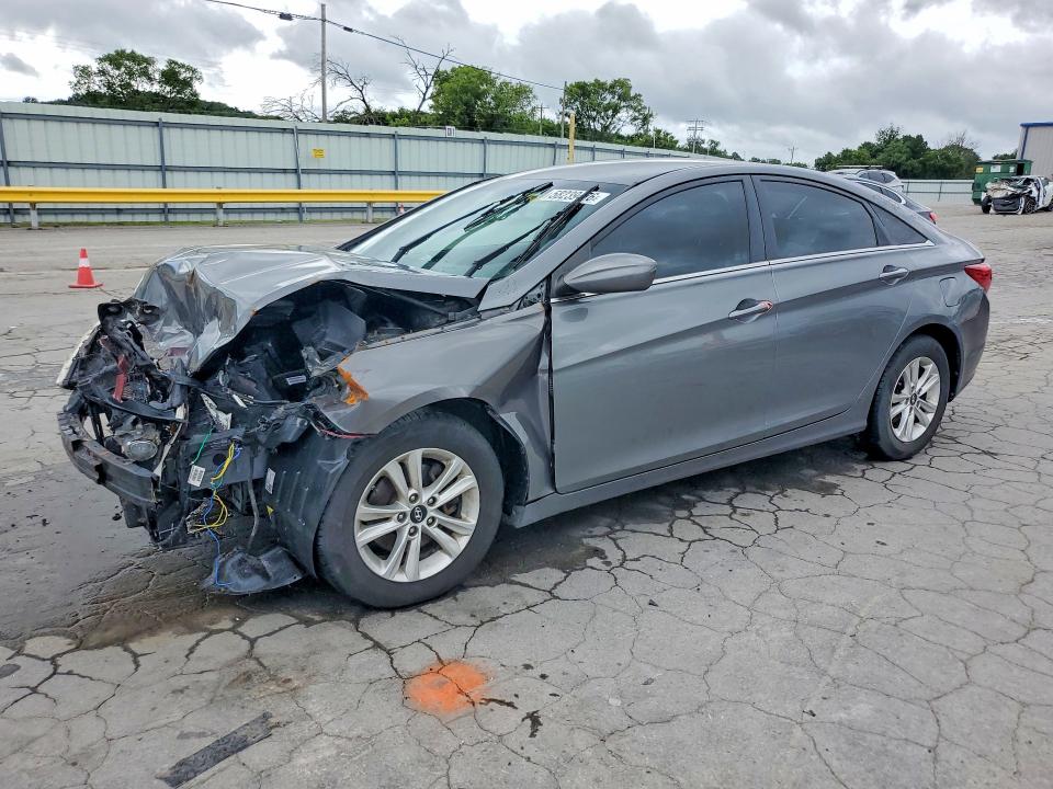 58239476 :رقم المزاد ، 5NPEB4AC6DH794625 vin ، 2013 Hyundai Sonata مزاد بيع