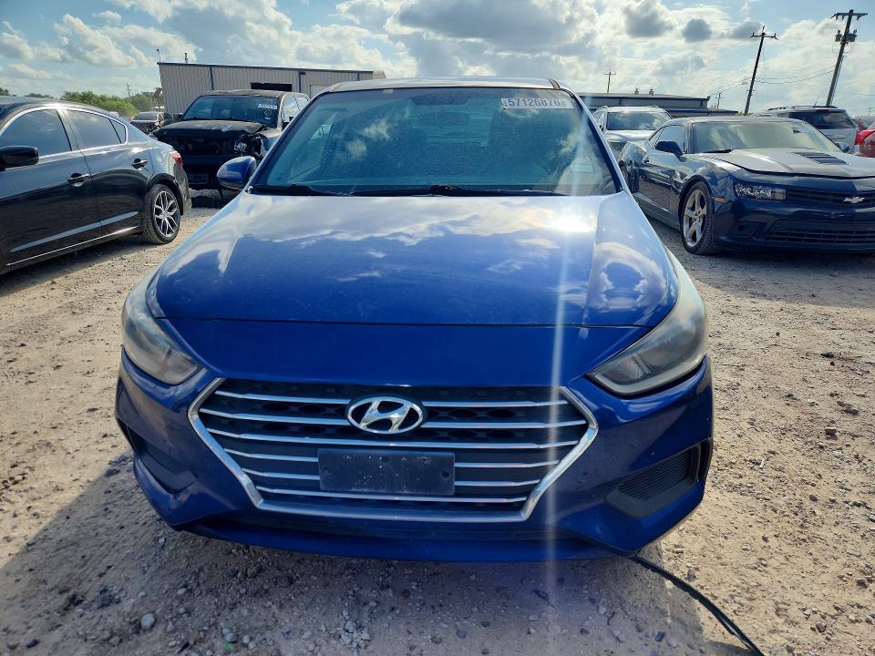 2018 Hyundai Accent მანქანა იყიდება აუქციონზე, vin: 3KPC24A36JE010516, აუქციონის ნომერი: 57126876